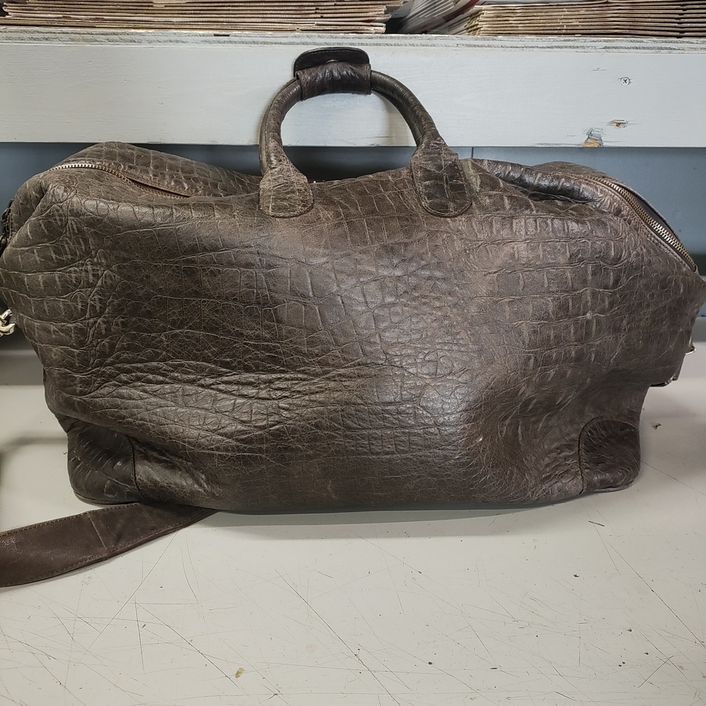 Terrida Elegant Crocodile-Embossed Brown Duffel Bag